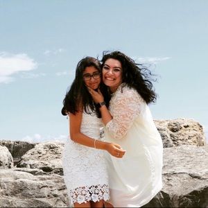 Meet your Posher, Maya